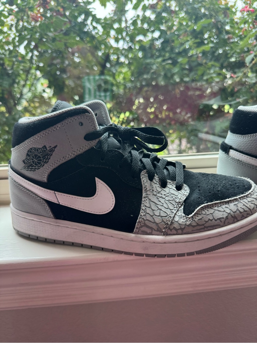 Nike Air Jordan High Top Dunks  Black White Gray pattern, Sz. 10